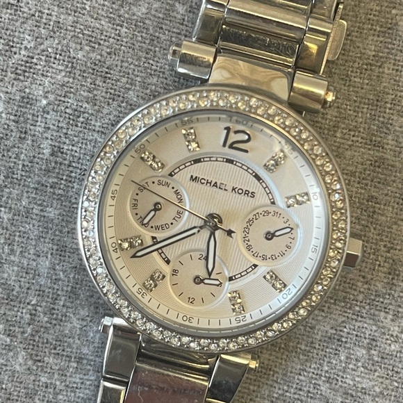 Michael Kors Parker Silver Dial Watch MK5615 - Picture 3 of 7